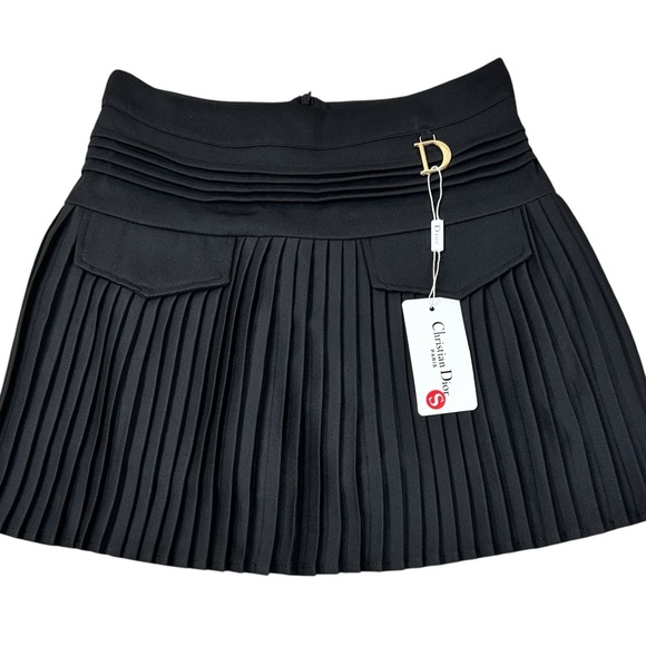 Pleated black mini skirt, Small, flared, lined, office, gothic Streetwear, NWT - Picture 1 of 6